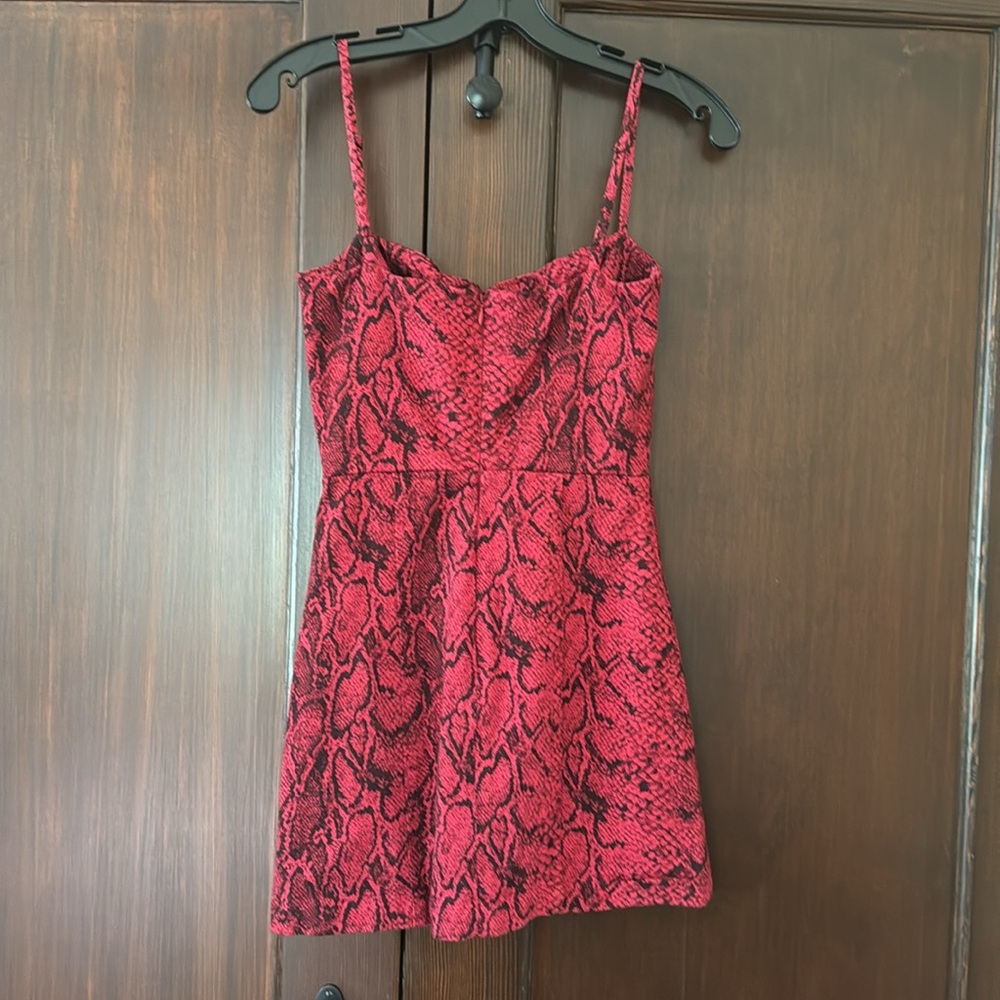 Vguc Reformation 90s Ruby Red Python Print Square… - image 6